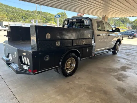 More photos of 2022 Ram 3500 Tradesman at Moss Motor Company, TN