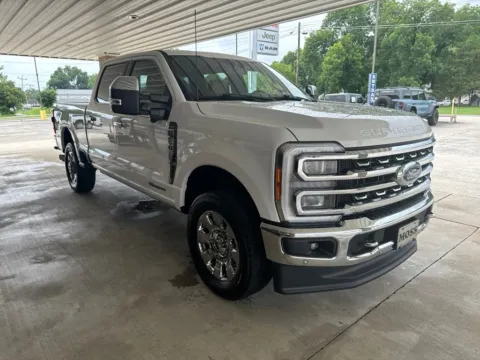 Another view of 2023 Ford F-250SD Lariat for sale in South Pittsburg, TN at Moss Motor Company