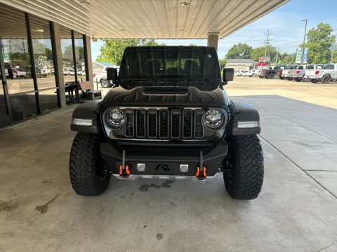 Photos of 2024 Jeep Gladiator Mojave for sale in South Pittsburg, TN at Moss Motor Company