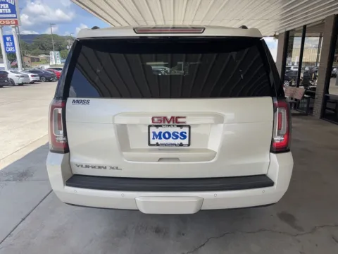 More photos of 2015 GMC Yukon XL SLT 1500 at Moss Motor Company, TN