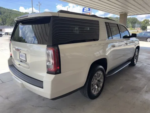 More photos of 2015 GMC Yukon XL SLT 1500 at Moss Motor Company, TN