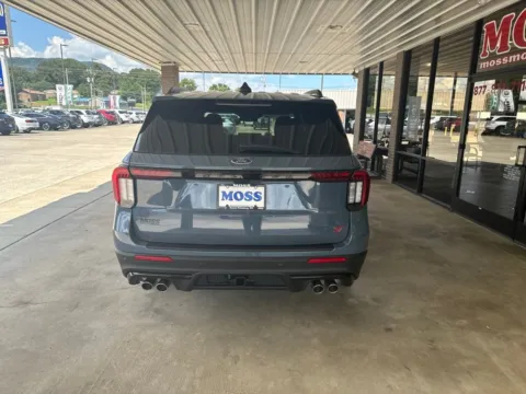 More photos of 2026 Ford Explorer ST at Moss Motor Company, TN