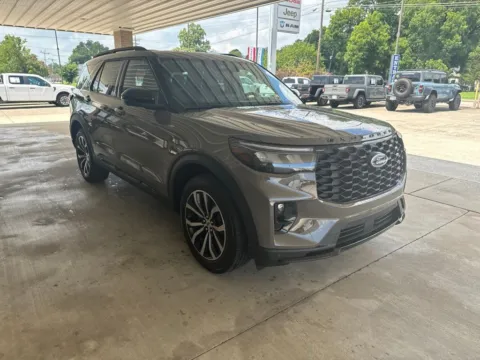 Another view of 2026 Ford Explorer ST-Line for sale in South Pittsburg, TN at Moss Motor Company