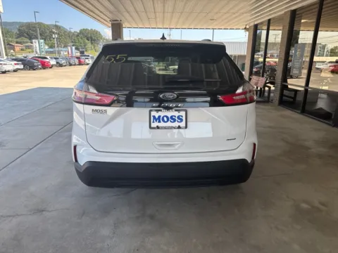 More photos of 2024 Ford Edge SE at Moss Motor Company, TN