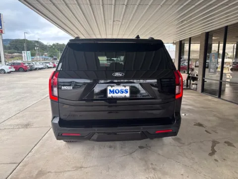 More photos of 2027 Ford Expedition Platinum at Moss Motor Company, TN