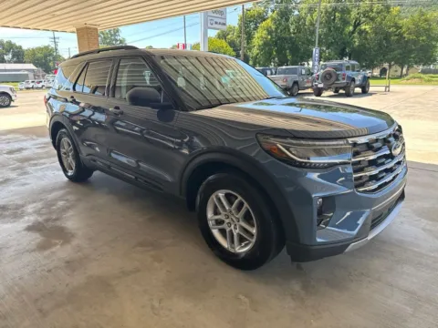 Another view of 2026 Ford Explorer Active for sale in South Pittsburg, TN at Moss Motor Company