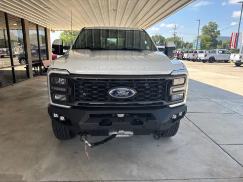 Photos of 2023 Ford F-250SD Lariat for sale in South Pittsburg, TN at Moss Motor Company