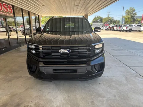 Photos of 2027 Ford Expedition Max Platinum for sale in South Pittsburg, TN at Moss Motor Company