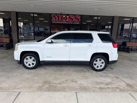 More photos of 2011 GMC Terrain SLE at Moss Motor Company, TN