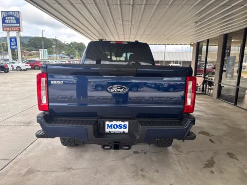 More photos of 2027 Ford F-250SD XL at Moss Motor Company, TN