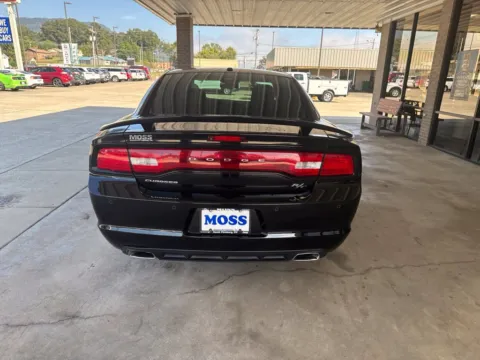 More photos of 2014 Dodge Charger R/T at Moss Motor Company, TN