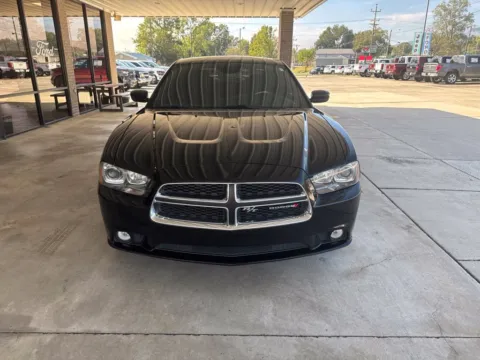 Photos of 2014 Dodge Charger R/T for sale in South Pittsburg, TN at Moss Motor Company