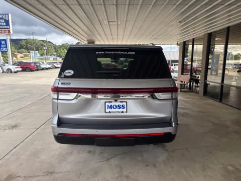 More photos of 2024 Lincoln Navigator Reserve at Moss Motor Company, TN