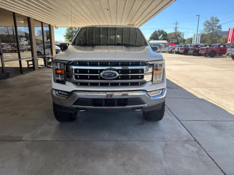 Photos of 2021 Ford F-150 Lariat for sale in South Pittsburg, TN at Moss Motor Company