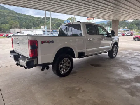 More photos of 2025 Ford F-250SD Lariat at Moss Motor Company, TN