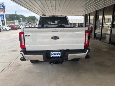 More photos of 2025 Ford F-250SD Lariat at Moss Motor Company, TN