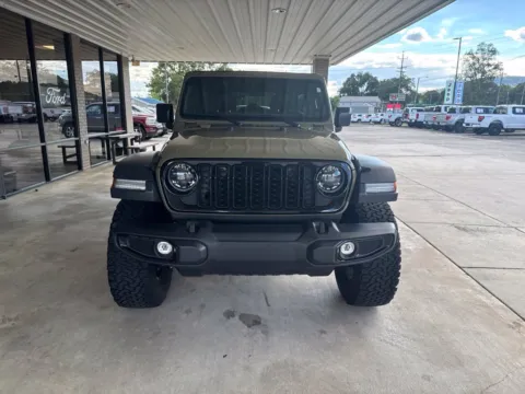 Photos of 2025 Jeep Wrangler Willys for sale in South Pittsburg, TN at Moss Motor Company