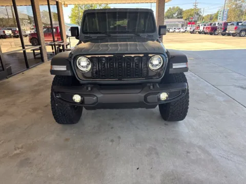Photos of 2025 Jeep Wrangler Willys for sale in South Pittsburg, TN at Moss Motor Company