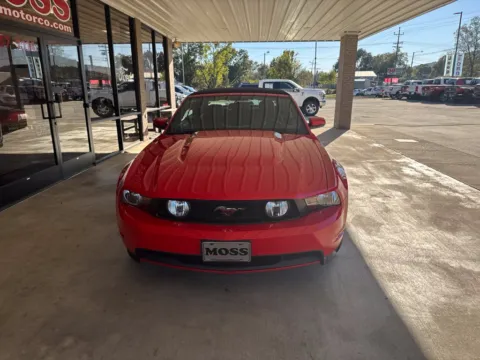 Photos of 2012 Ford Mustang GT Premium for sale in South Pittsburg, TN at Moss Motor Company