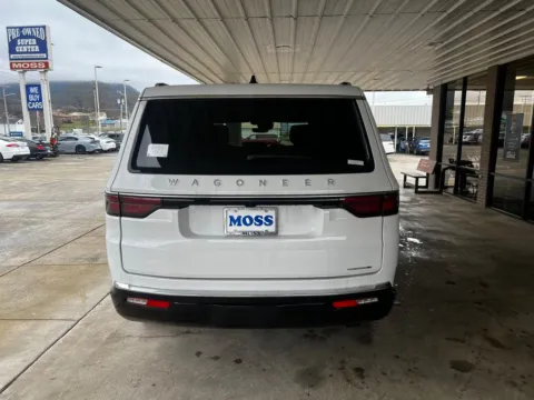 More photos of 2024 Jeep Wagoneer Series II at Moss Motor Company, TN