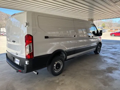 More photos of 2025 Ford Transit-150 at Moss Motor Company, TN