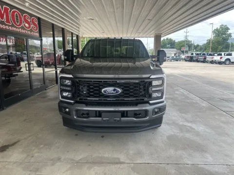 Photos of 2025 Ford F-250SD for sale in South Pittsburg, TN at Moss Motor Company