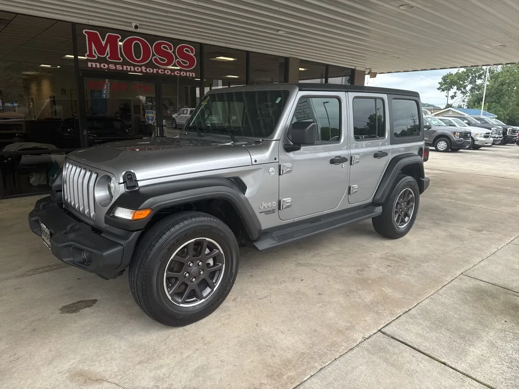 Silver 2019 Jeep Wrangler Unlimited Sport S for sale in South Pittsburg, TN