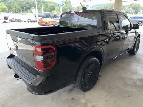 More photos of 2025 Ford Maverick Lobo Standard at Moss Motor Company, TN