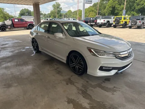 Another view of 2016 Honda Accord Touring for sale in South Pittsburg, TN at Moss Motor Company