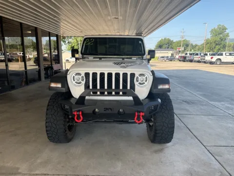 Photos of 2020 Jeep Gladiator Sport for sale in South Pittsburg, TN at Moss Motor Company