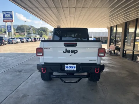 More photos of 2020 Jeep Gladiator Sport at Moss Motor Company, TN