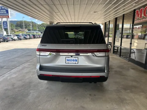 More photos of 2024 Lincoln Navigator Reserve at Moss Motor Company, TN