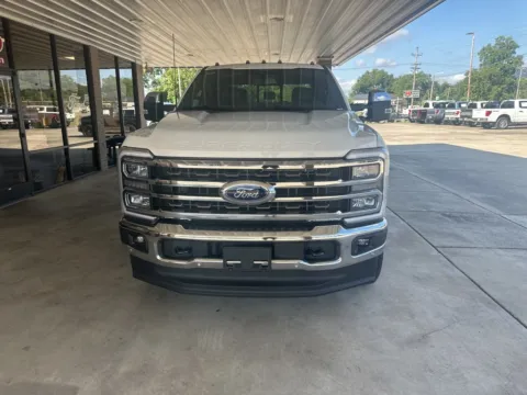 Photos of 2025 Ford F-350SD for sale in South Pittsburg, TN at Moss Motor Company