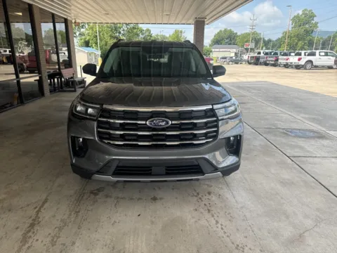 Photos of 2025 Ford Explorer Active for sale in South Pittsburg, TN at Moss Motor Company