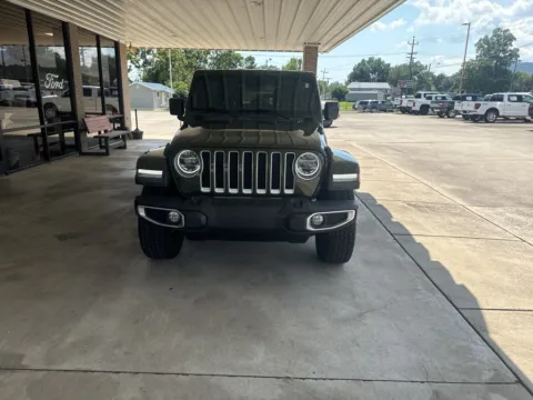 Photos of 2021 Jeep Wrangler Unlimited Sahara for sale in South Pittsburg, TN at Moss Motor Company