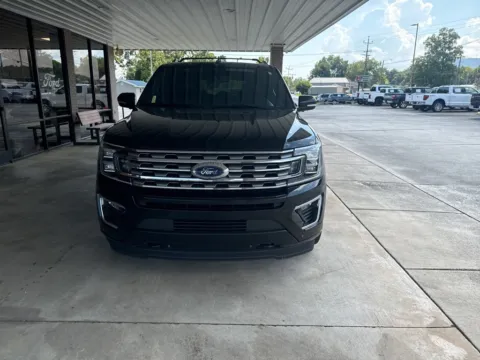 Photos of 2020 Ford Expedition Max Limited for sale in South Pittsburg, TN at Moss Motor Company