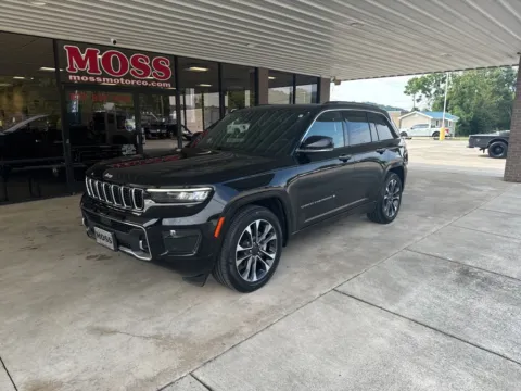 Black 2022 Jeep Grand Cherokee Overland for sale in South Pittsburg, TN