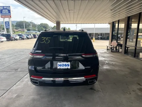 More photos of 2022 Jeep Grand Cherokee Overland at Moss Motor Company, TN
