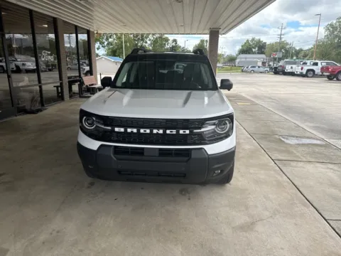 Photos of 2025 Ford Bronco Sport Outer Banks for sale in South Pittsburg, TN at Moss Motor Company