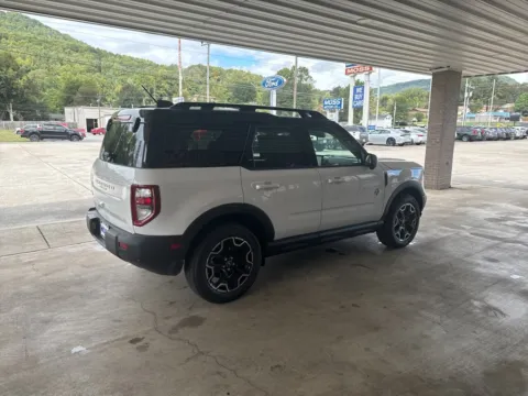 More photos of 2025 Ford Bronco Sport Outer Banks at Moss Motor Company, TN