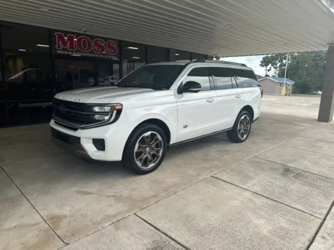 White 2025 Ford Expedition King Ranch for sale in South Pittsburg, TN