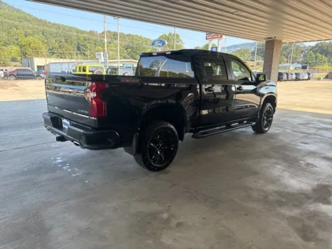 More photos of 2024 Chevrolet Silverado 1500 Custom Trail Boss at Moss Motor Company, TN