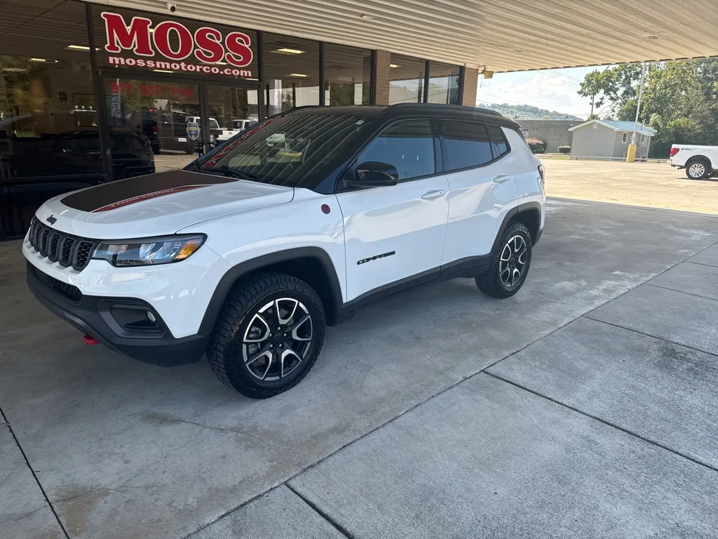 White 2024 Jeep Compass Trailhawk for sale in South Pittsburg, TN