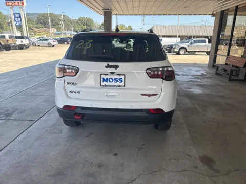 More photos of 2024 Jeep Compass Trailhawk at Moss Motor Company, TN