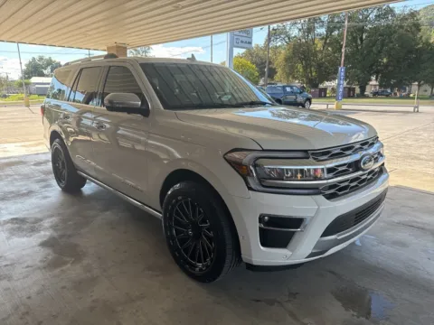 Another view of 2024 Ford Expedition Platinum for sale in South Pittsburg, TN at Moss Motor Company