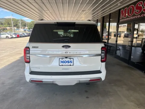 More photos of 2024 Ford Expedition Platinum at Moss Motor Company, TN