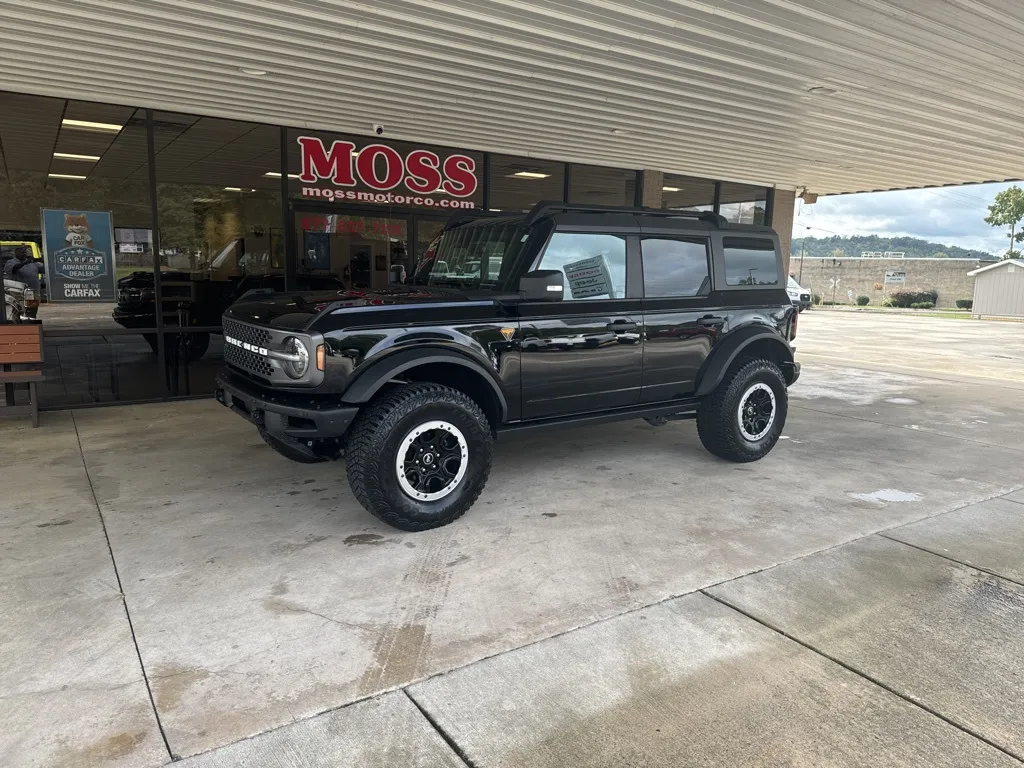 Black 2022 Ford Bronco Badlands for sale in South Pittsburg, TN