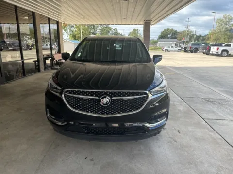 Photos of 2019 Buick Enclave Avenir for sale in South Pittsburg, TN at Moss Motor Company