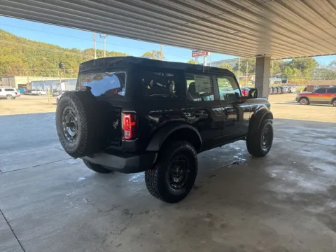 More photos of 2025 Ford Bronco at Moss Motor Company, TN