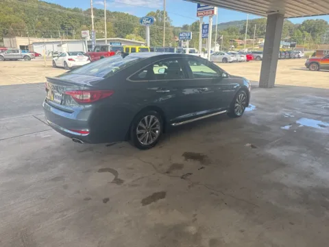More photos of 2016 Hyundai Sonata at Moss Motor Company, TN